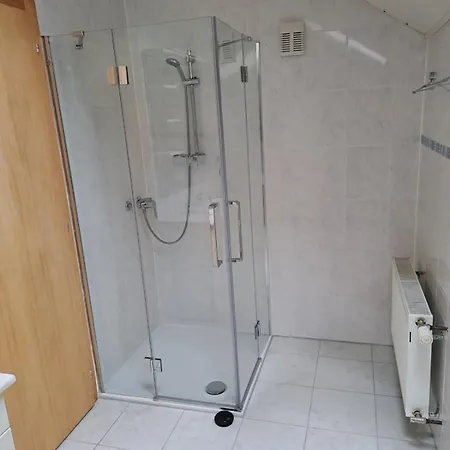 Weisses Haus Lägenhet *